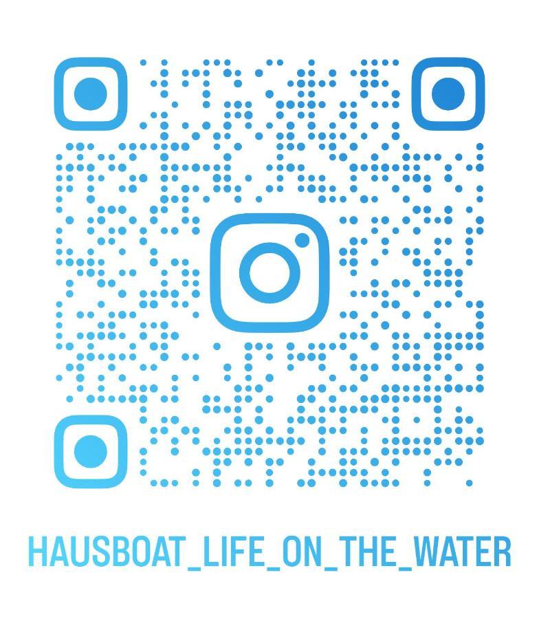 Hausboat "Zivot Na Vode" Apartment Bratislava Exterior photo